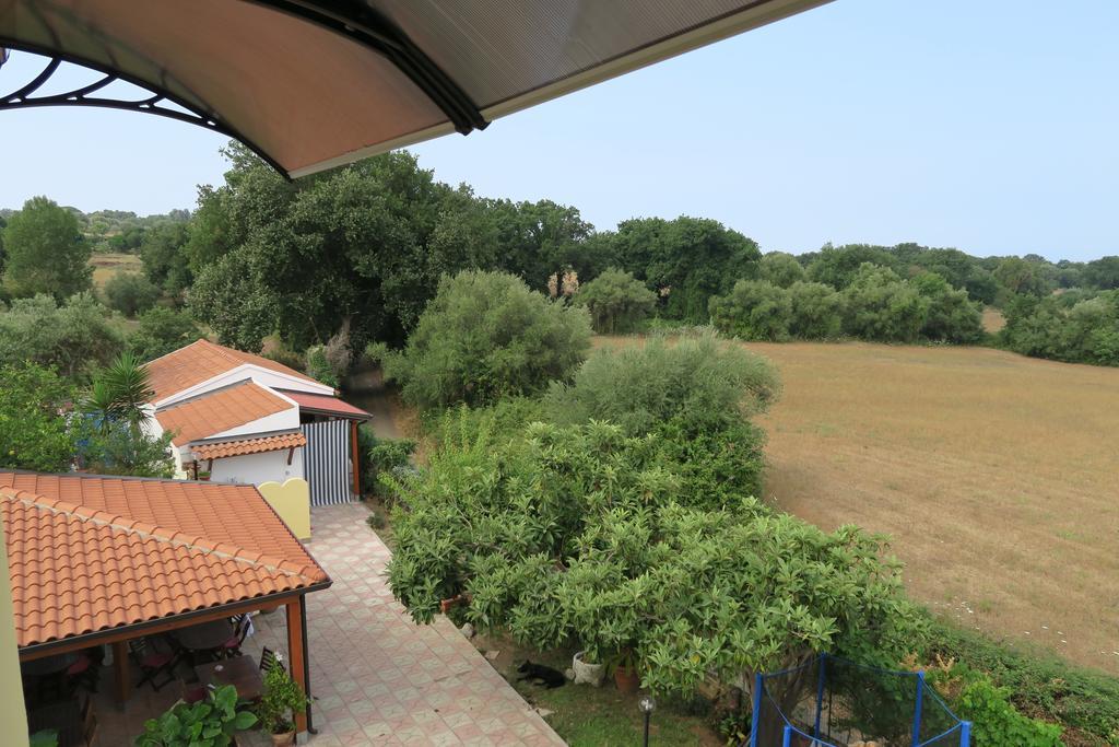 Gullo Capo Vaticano Hotel Ricadi Ruang foto