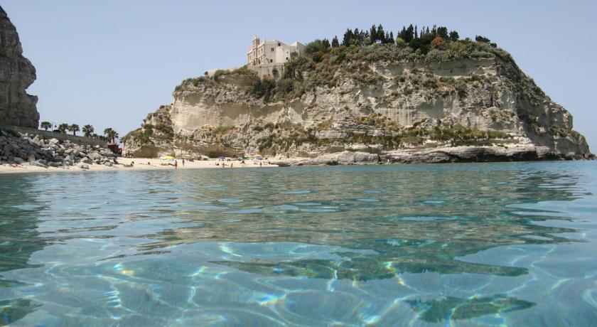 Gullo Capo Vaticano Hotel Ricadi Bagian luar foto