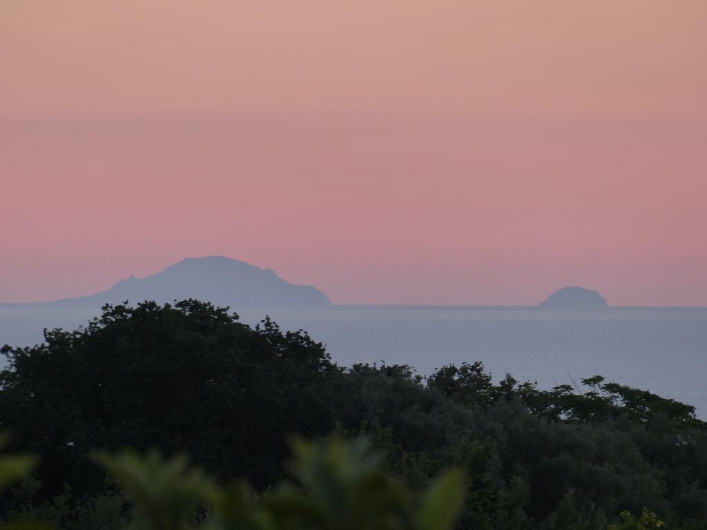 Gullo Capo Vaticano Hotel Ricadi Bagian luar foto